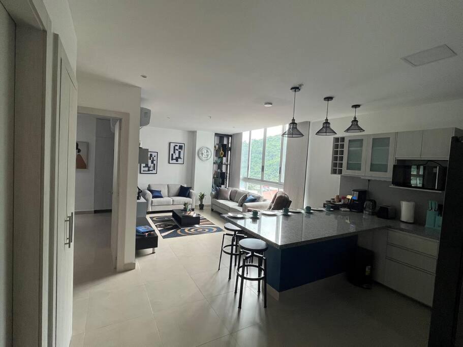 New Luxury Apartment With King - Size Bed Ceibos Guayaquil Exterior foto